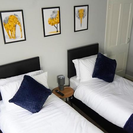 Portobello House - Four Bedroom House Perfect For Contractors - Sleeps 6 - Free Parking Wolverhampton Exterior foto