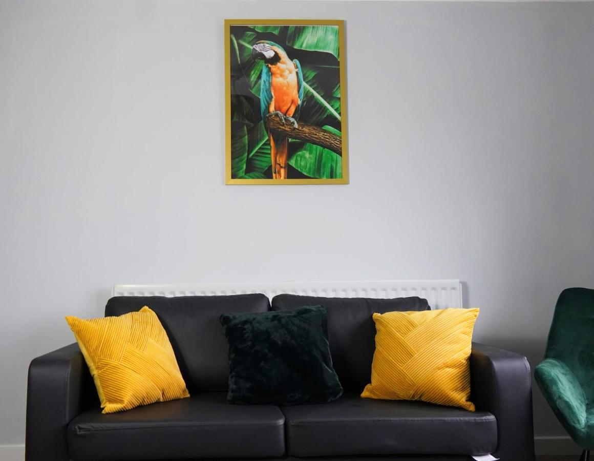 Portobello House - Four Bedroom House Perfect For Contractors - Sleeps 6 - Free Parking Wolverhampton Exterior foto