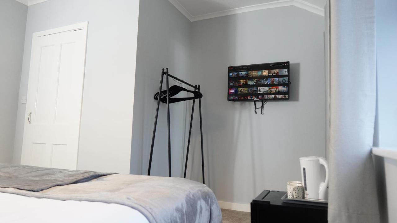 Portobello House - Four Bedroom House Perfect For Contractors - Sleeps 6 - Free Parking Wolverhampton Exterior foto